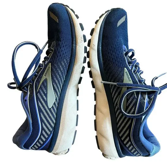 Brooks Blue and Green Women's Sneakers - Picture 16 of 16